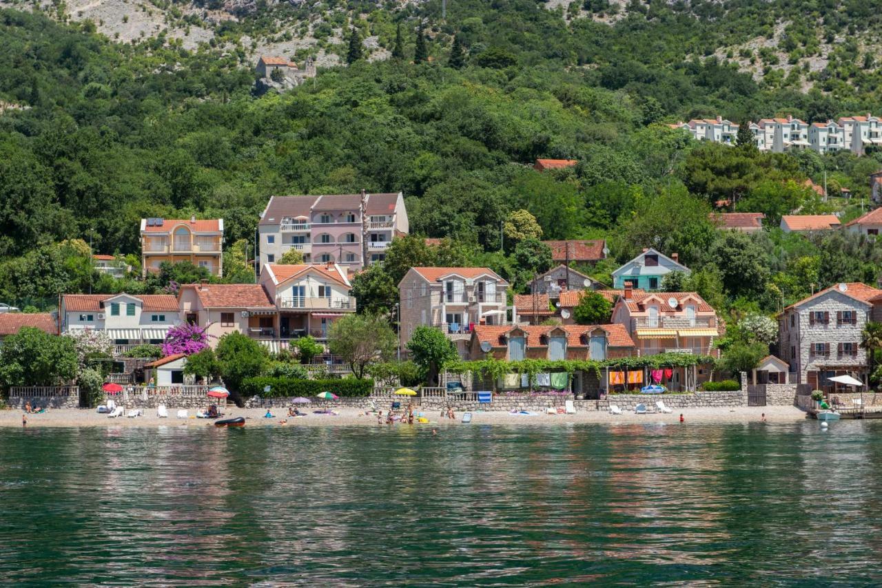 Apartments Lav Kotor Ngoại thất bức ảnh